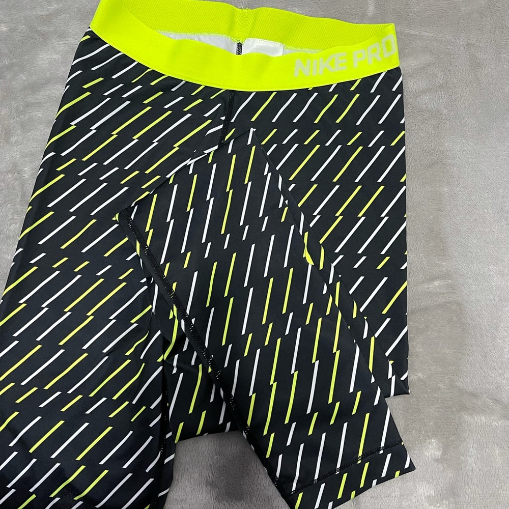 Nike pro leggings/tights